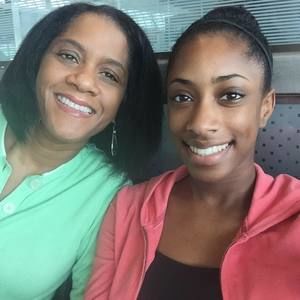 Meet your Posher, Elaine